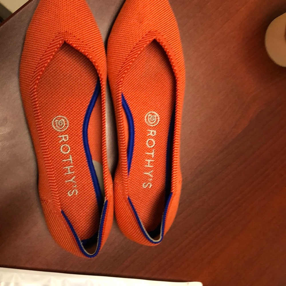 Size 8 Persimmon Rothy’s.  Worn only to try on.